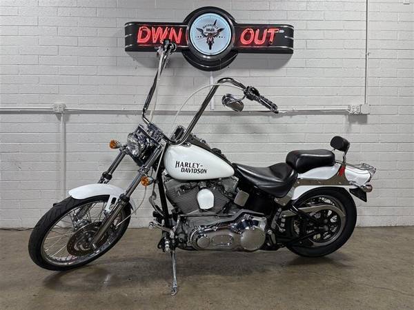 2000 HARLEY DAVIDSON FXST Softail    1