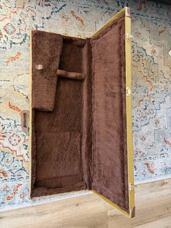 Tweed Hardshell Guitar Case 1
