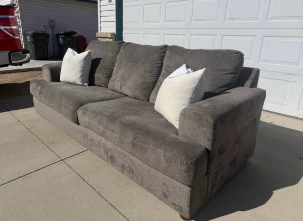 Oversized Soft Couch 1