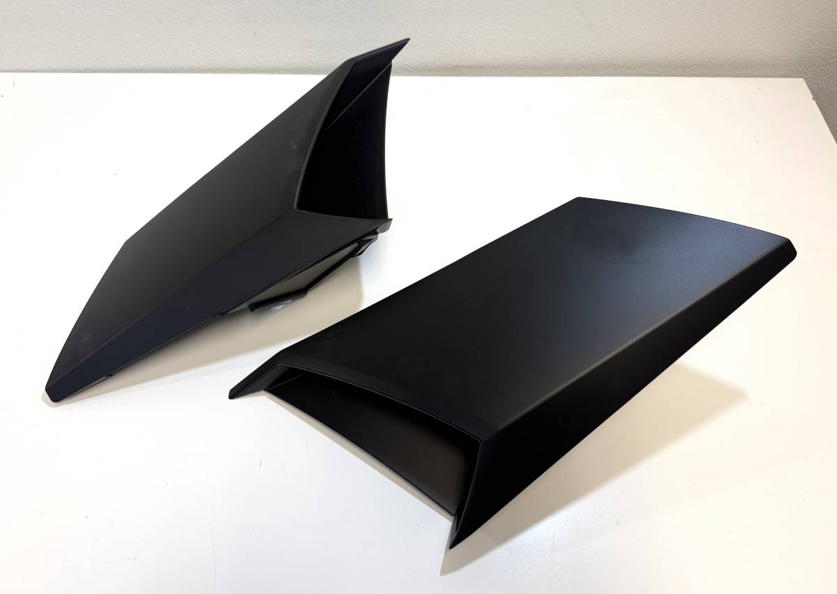 Lamborghini Aventador Air Intake Conveyors , OEM (RT + LT) - NEW!
