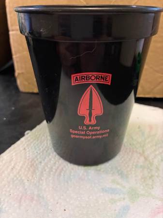 US Army Airborne Black Plastic Cup 1