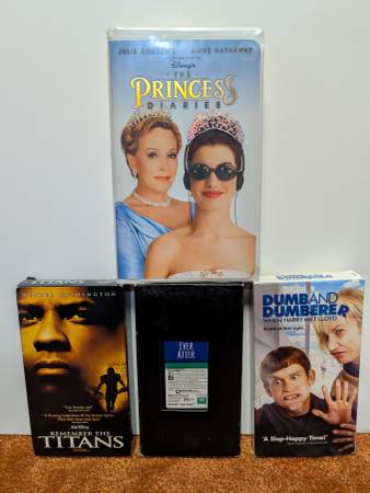 22 Movies, $5.00 - cds / dvds / vhs - by owner - electronics