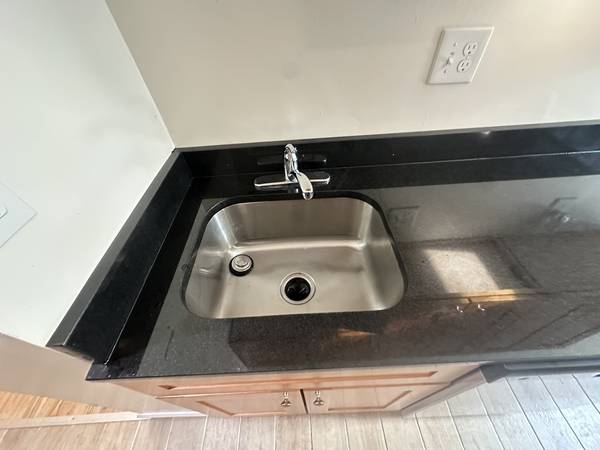 $1,125 / 5br - Furnished Room for rent in Allston (5Bed/1Bath) (Allston)63699544819587124