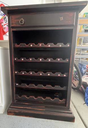 Wine Rack, Free 1