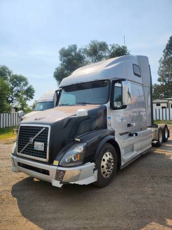 2014 Volvo 670 1