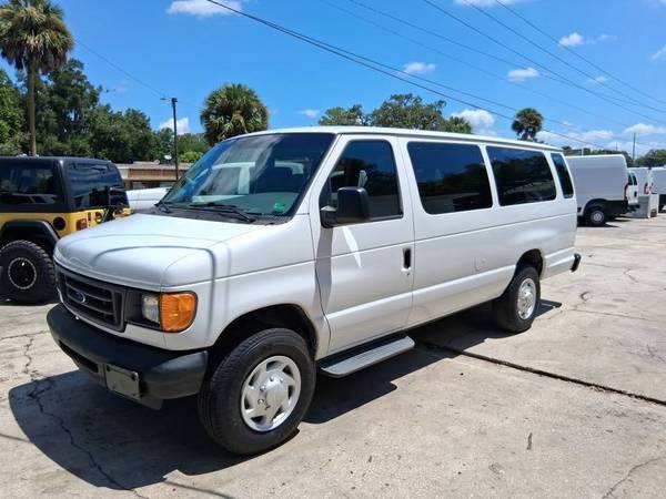 2007 Ford E350 Van XLT 1