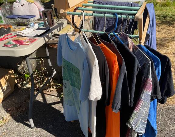 Yard sale photo