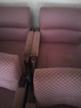 4 matching chairs 1