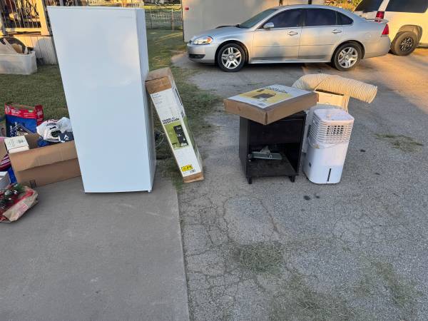 Yard sale photo