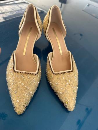 Beaded beige heels 1