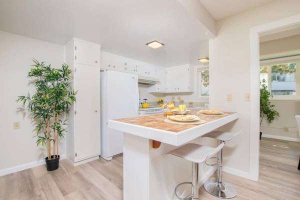 $2,300 / 1br - 816ft2 - Generously spacious 1-bedroom, 1-bathroom unit (LOS GATOS)63687405957761121