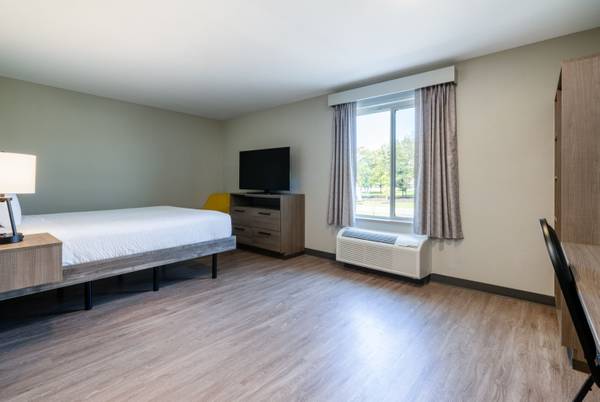 $1,767 / 1br - Accessible Public Entrance, Express Check-out, Pet Friendly (1100 Clinchfield St, Johnson City, TN)63794509810179124