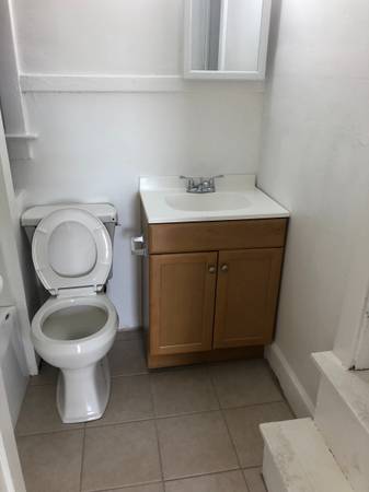 $700 / 1br - 194 Main st (BINGHAMTON NY)64035576612097123