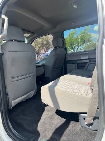 2018 Ford F-150 XLT 1OWNER - Photo 11