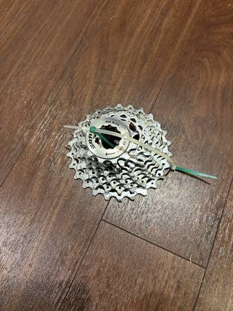 SRAM 9-speed cassette, 12-26T 1