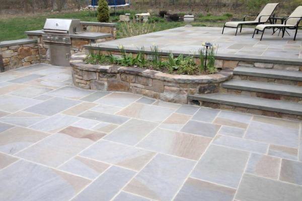 Sawn and Thermal bluestone pattern 1