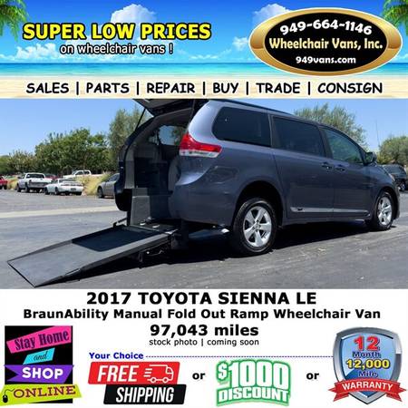 2017 Toyota Sienna LE Wheelchair Vans    1