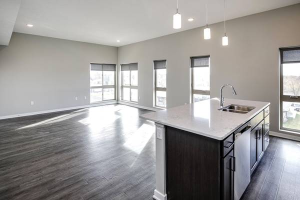 Don't Wait! This Will Rent Fast! 1