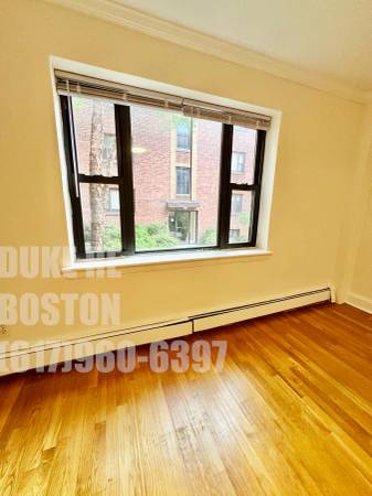 $2,795 / 1br - Nice 2nd Floor 1br on quiet Harvard Ave  -Avail. NOW- *NO FEE* (Brookline)63863136024833124