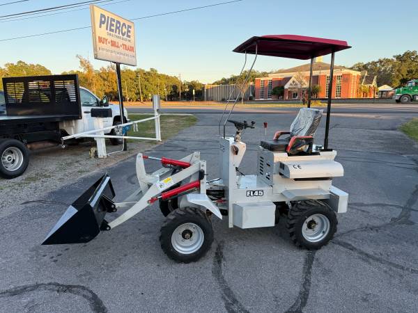 CARGADOR FRONTAL FLAND FL45 2024 - $5,495 (SATSUMA, AL)