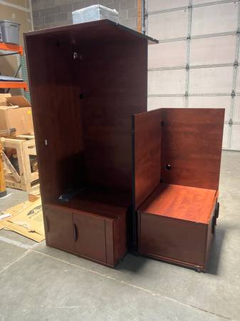 Office Desks 1