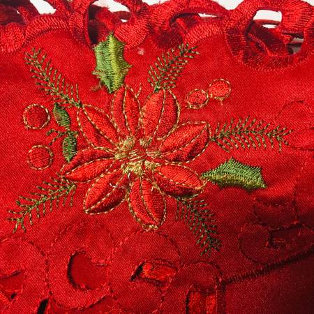 Embroidered Red Christmas Poinsettia Candle Tablecloth With Napkins 68”X84” 1
