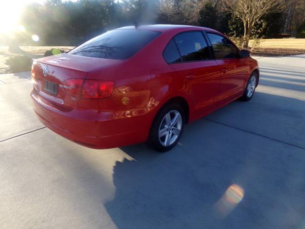 2012 volkswagen jetta tdi se 2.0 turbo diesel 1 owner(199K)hwy mi xxxx - $4,800 (riverdale)63621024104065124