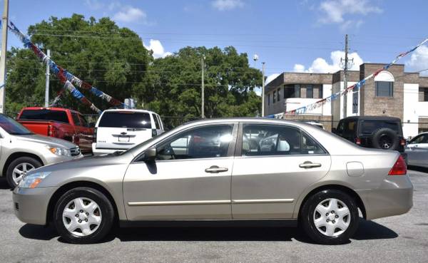 2006 Honda Accord LX Sedán 4D - $6,995 (Carisma Auto Group)63443575481345123