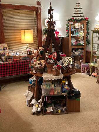 Yard sale photo