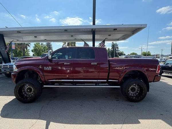 2016 RAM Laramie Limited 4dr - Photo 3