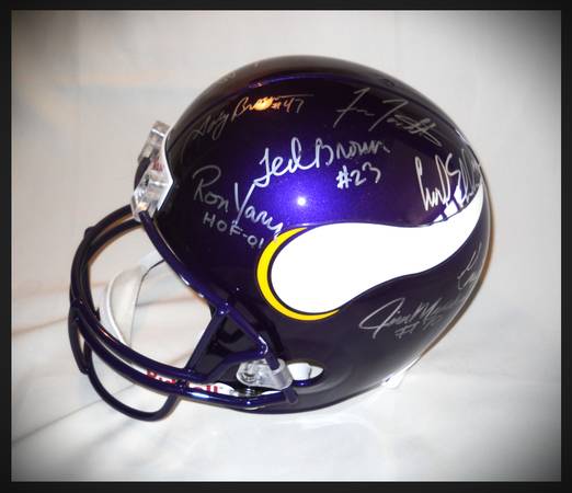 Minnesota Vikings Autographed Helmet w COA *13 Players of 1960s