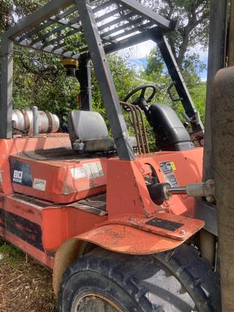 Nissan 80 Forklift 1