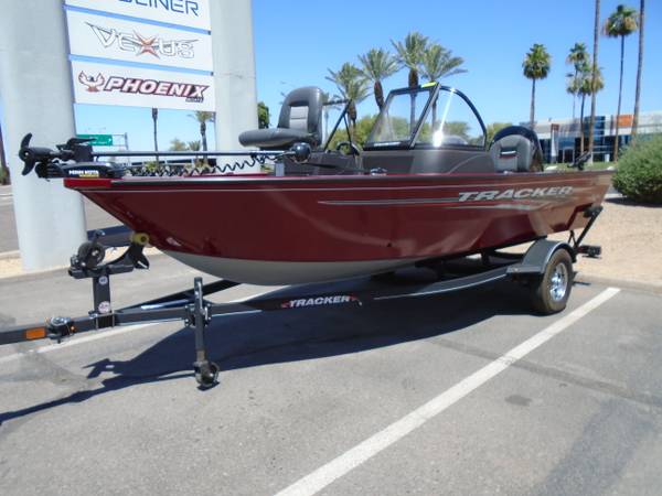 2023 Tracker Pro Guide V-16 WT, Mercury 90 4-Stroke 1