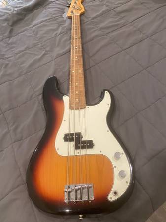 Fender precision bass MIM 1
