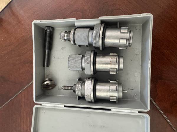 10MM/40 S&W reloading die set RCBS 1