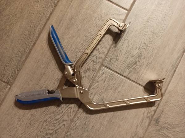 Kreg Face Clamp 1