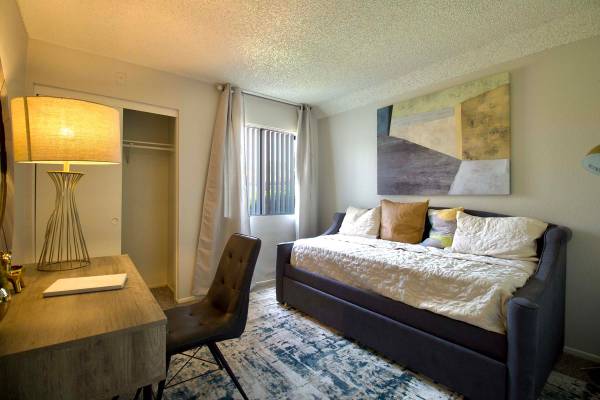 $2,475 / 2br - Play Area, On-call Maintenance, 2 Bed64028084395265120