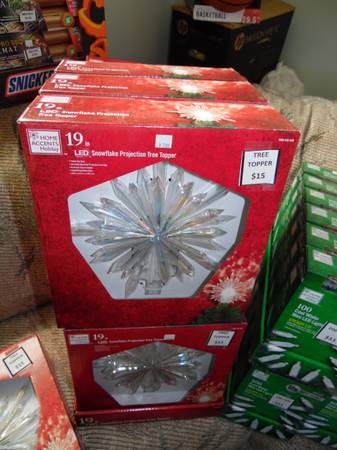 19'' LED Snowflake Projection Tree Top --New in Box-Half Price-- 1