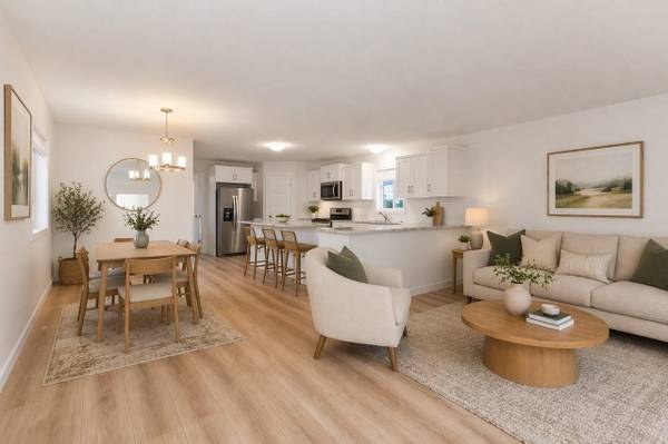 3bd/1ba Manufactured Home | 61-24330 Fraser Hwy, Langley | $398,000 1