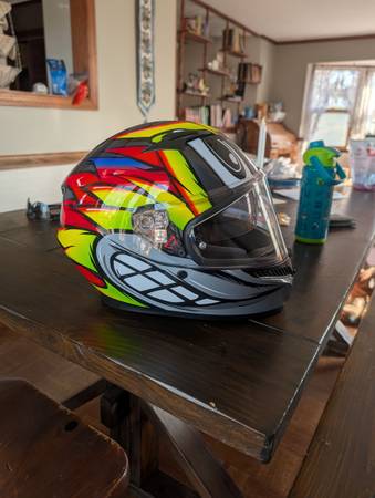 Motorcycle Helmet barely worn size M 1