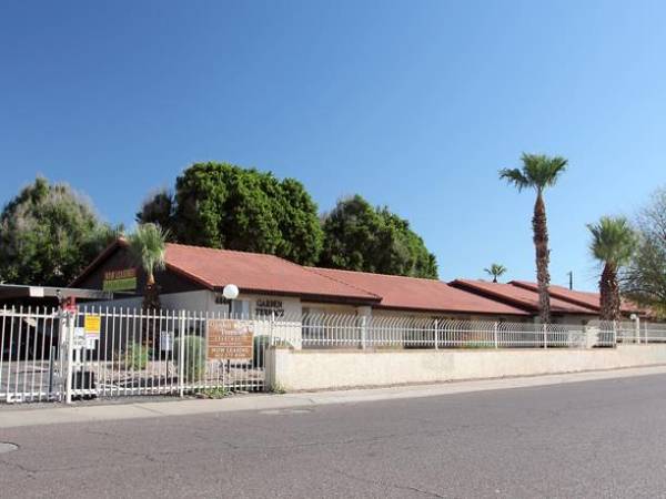 $1,295 / 2br - 1 MTH FREE + $500 MOVE! - Local Franchises for NFL, MLB, NBA and NHL (Phoenix)64047709034883124
