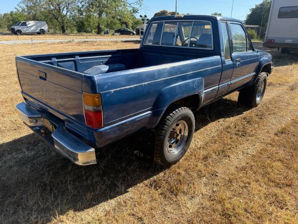 Camioneta Toyota 4wd 1985 - $14,500 (San Martin)63438732555651124