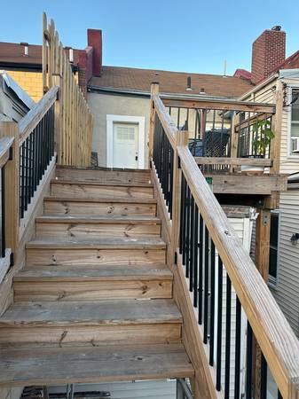 225 Main st Apt. 1 1