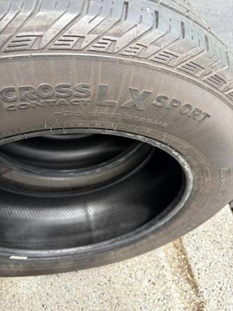 Continental tires 235/65/18 1
