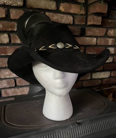 Vintage Black Cowboy Hat by Lite Felt 1