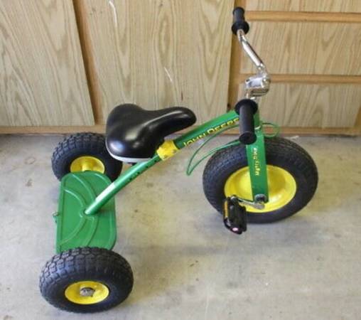 TOMY John Deere Mighty Trike Ride On Kids Tricycle, Green and Yellow 1