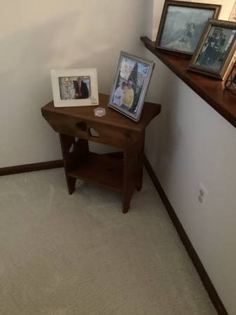 Small End Table 1