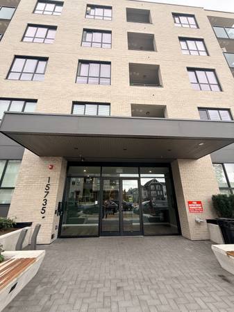 Brand New 3 Bedroom 2 Bath A/C Apartment Top Floor on Fleetwood Surrey 1