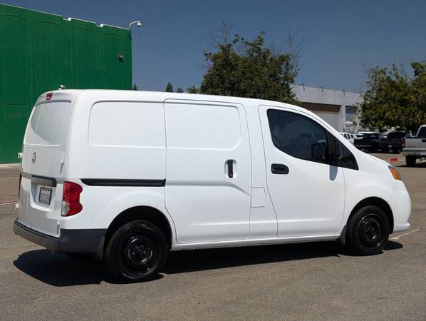 2021 Nissan NV200 S Van - Photo 2