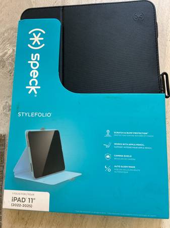 Speck Apple ipad 11 case 1